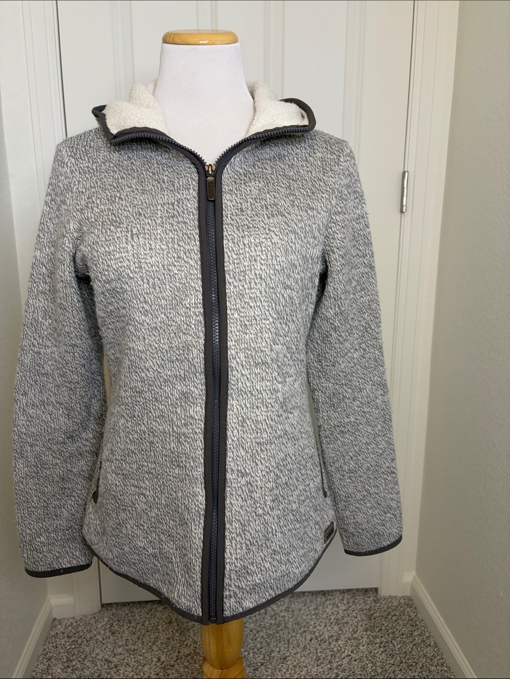 Merrell Women's Gray Sherpa-Lined Full Zip Jacket Size M